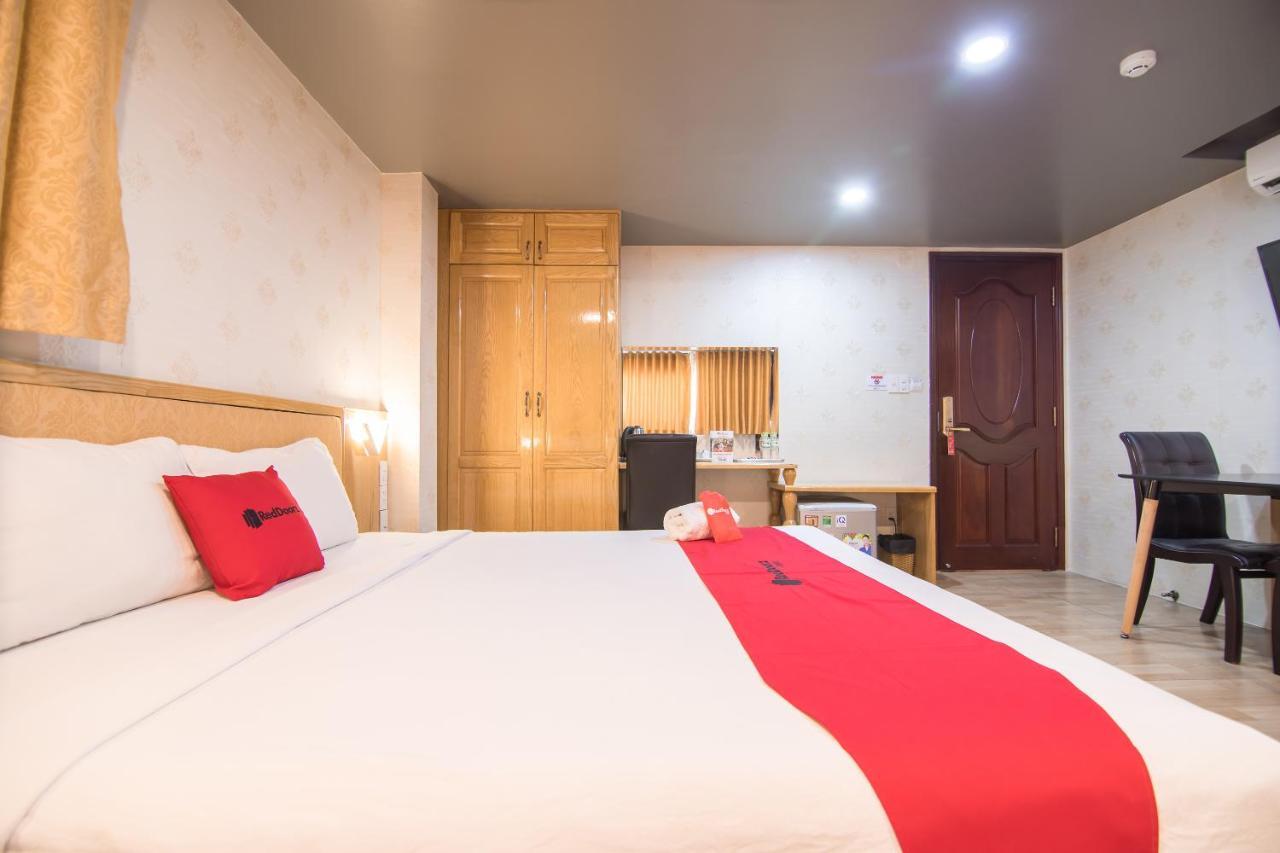 Reddoorz Plus Near Secc Ho Chi Minh Zewnętrze zdjęcie